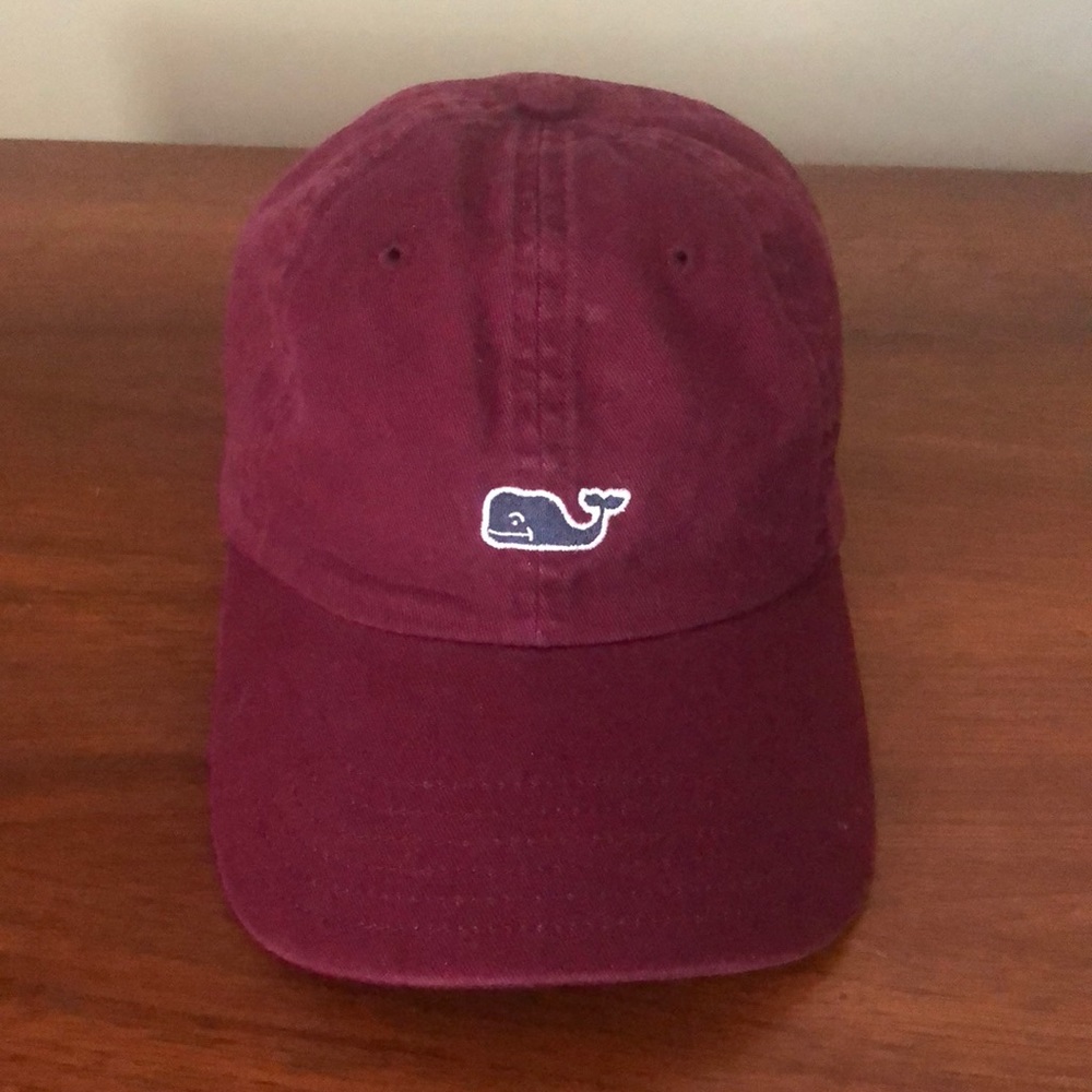 Burgundy brand new vineyard vines hat